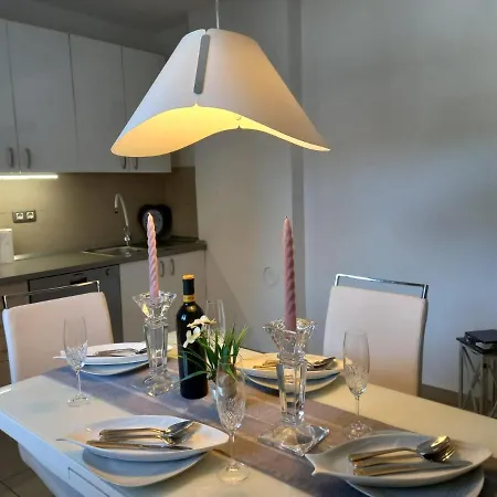 Apartment Apartman Zara *